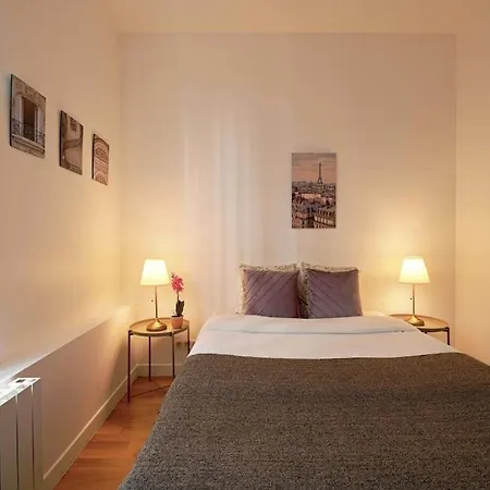 Bright And Cosy Apartament
